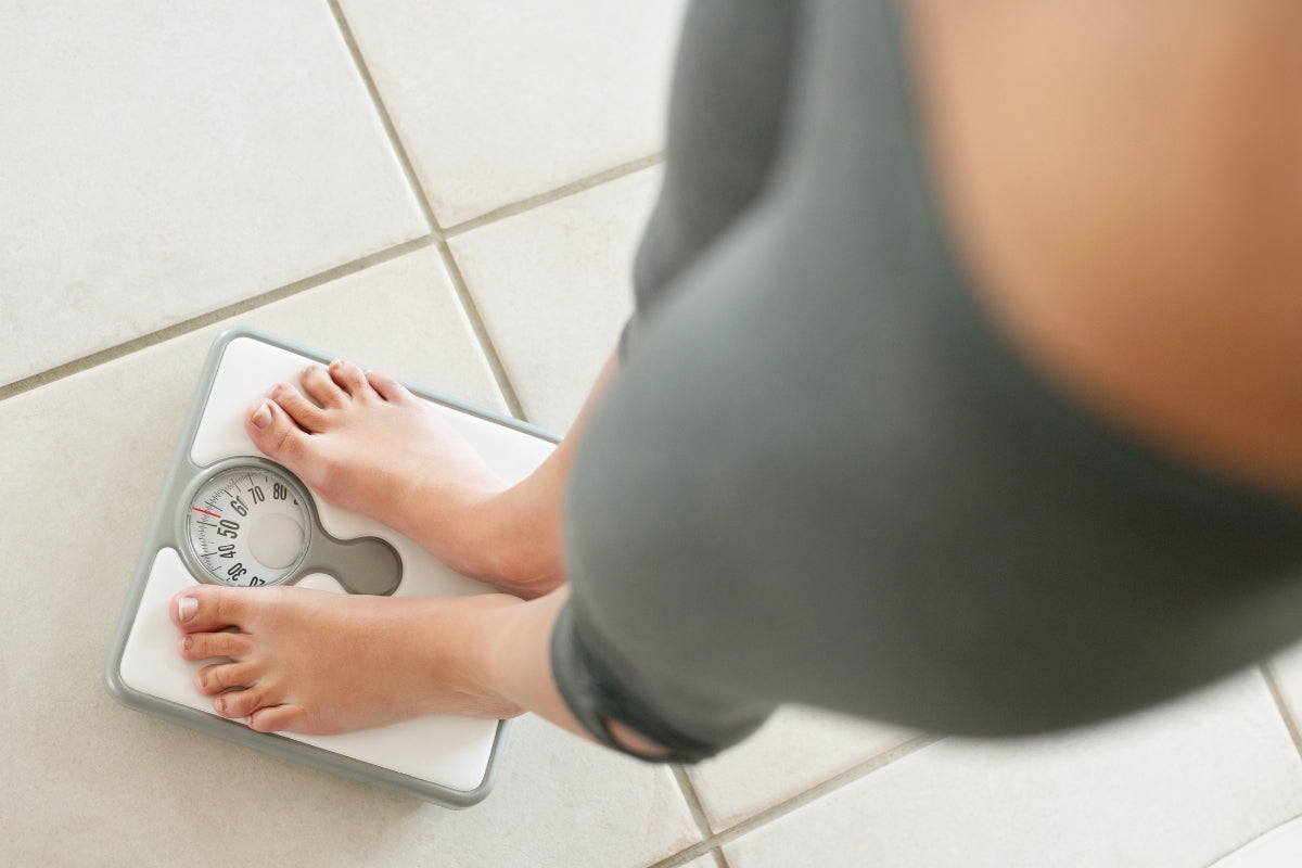 \ダイエット初心者必見!/体重1kg落とすのに必要な消費カロリーとは?